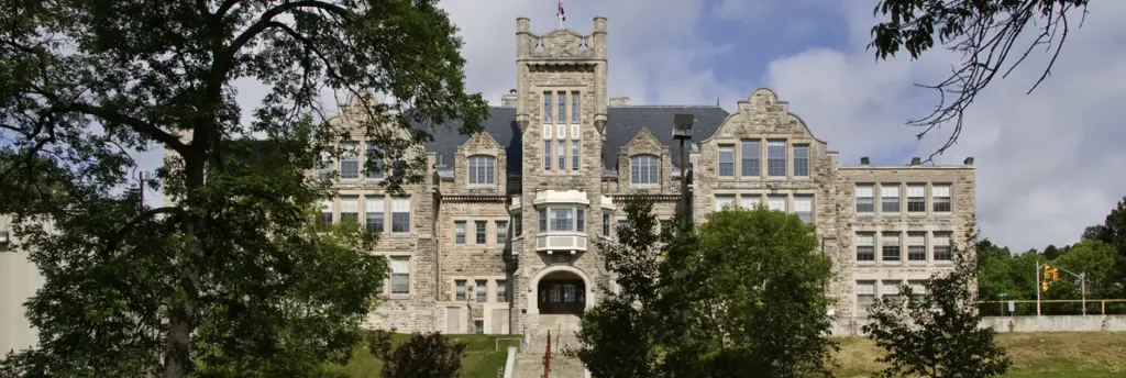 Lakehead University – Faculty of Law